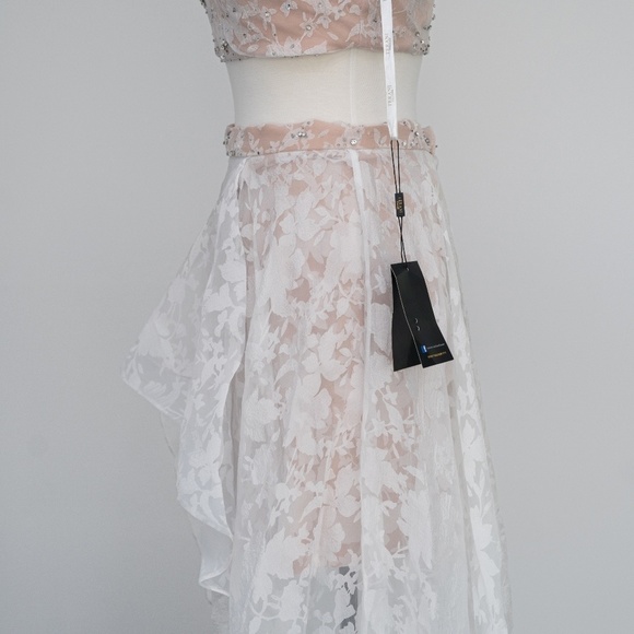 TERANI. Two Piece Halter Lacy Patterend Prom High Low Ball Gown - Picture 16 of 16